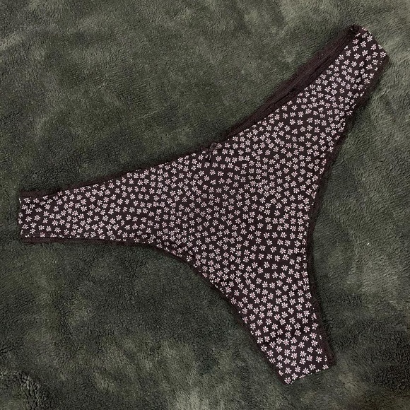 Women’secret thong pack of 3 - Picture 7 of 10